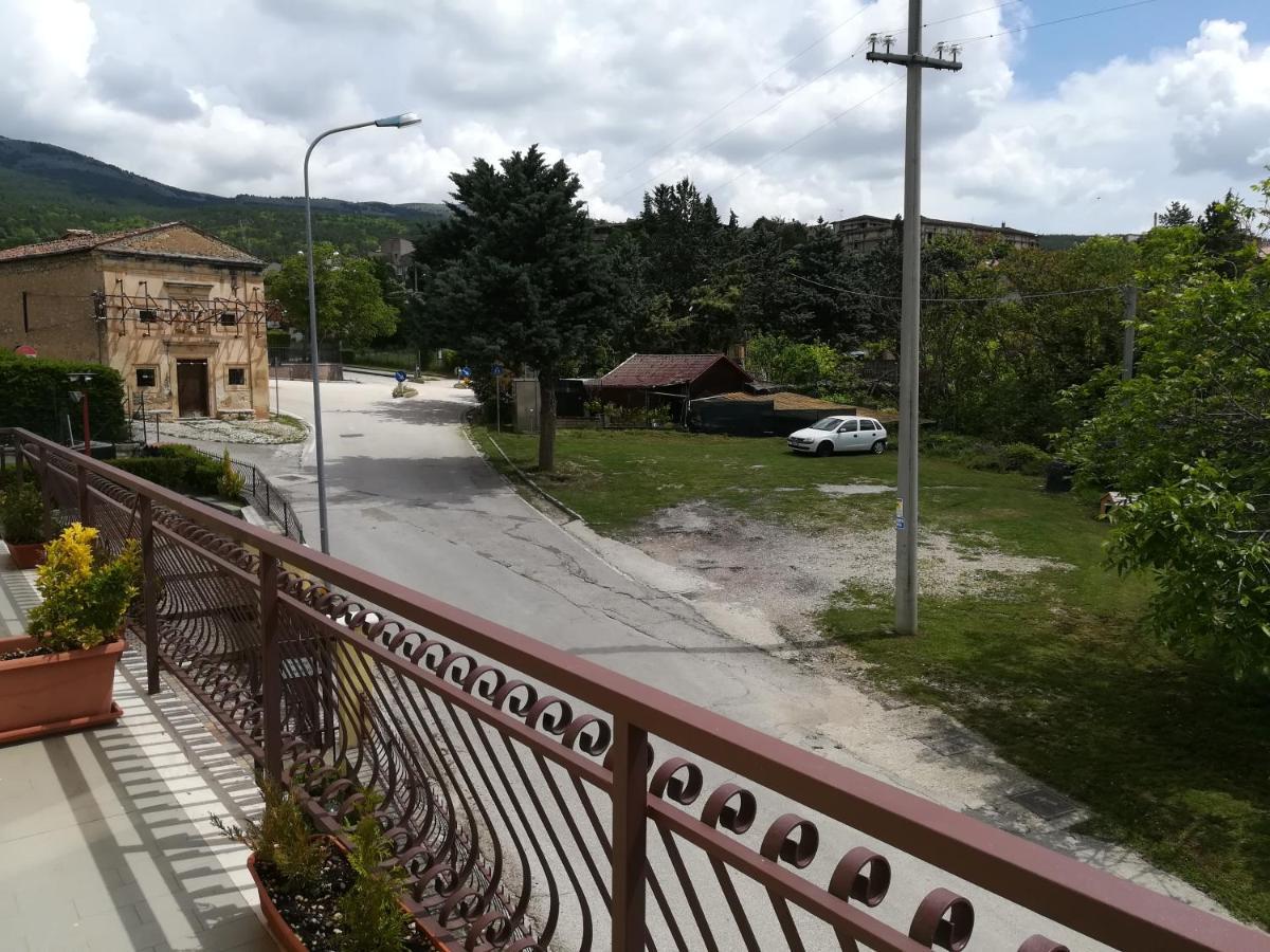 Complesso Turistico Aurora - Camere B&B Poggio Picenze Exterior foto